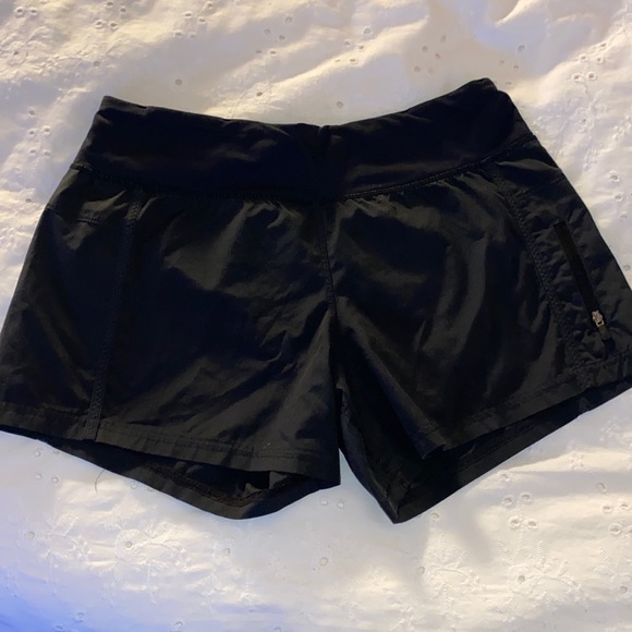 Black Lululemon running shorts